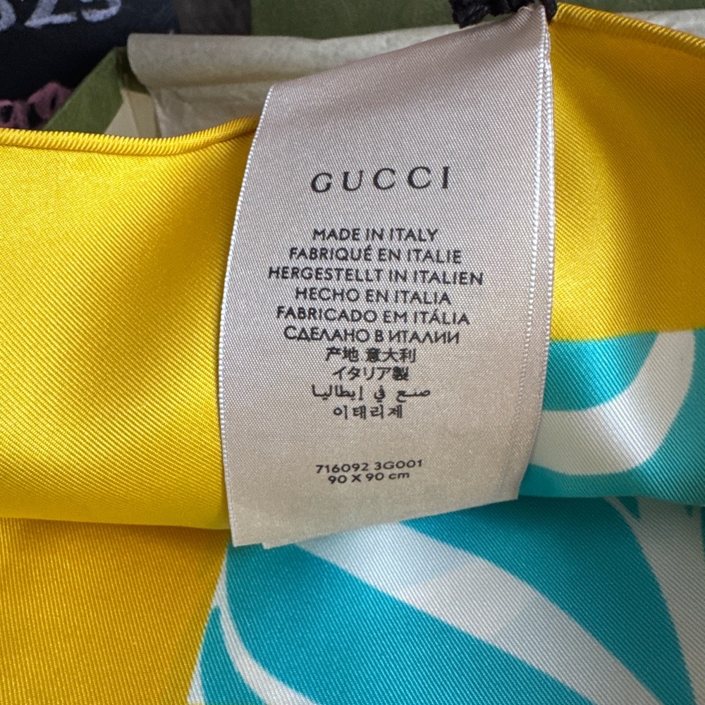 Brand NEW in box Gucci Adidas Collab -Hard to find Blue and Yellow Scarf - Picture 4 of 5